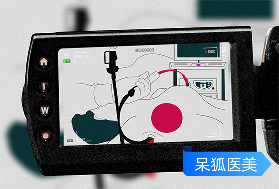 隆胸是从哪里开刀放进假体？