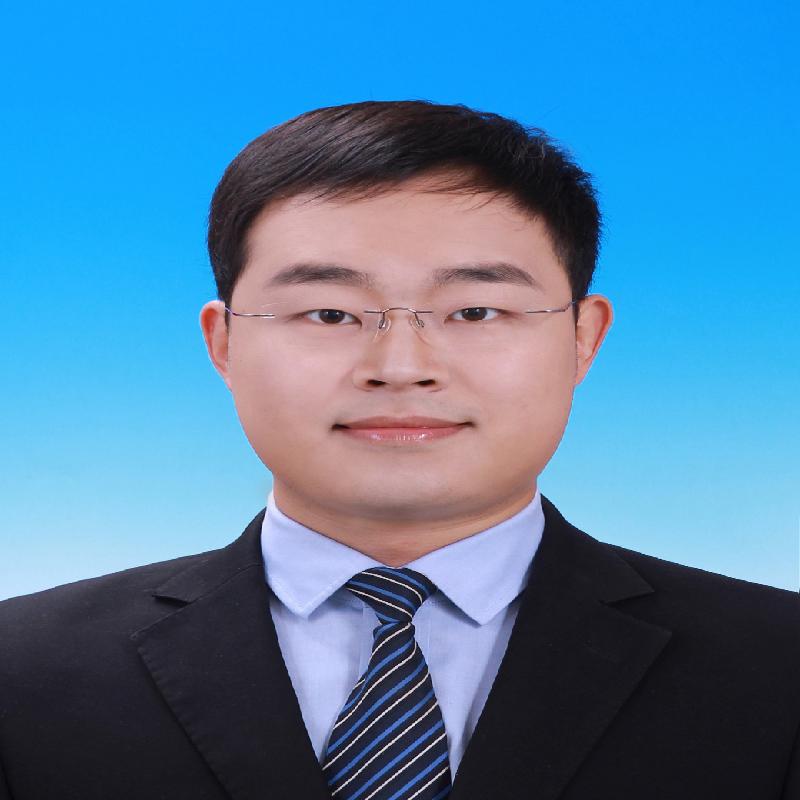 刘擎